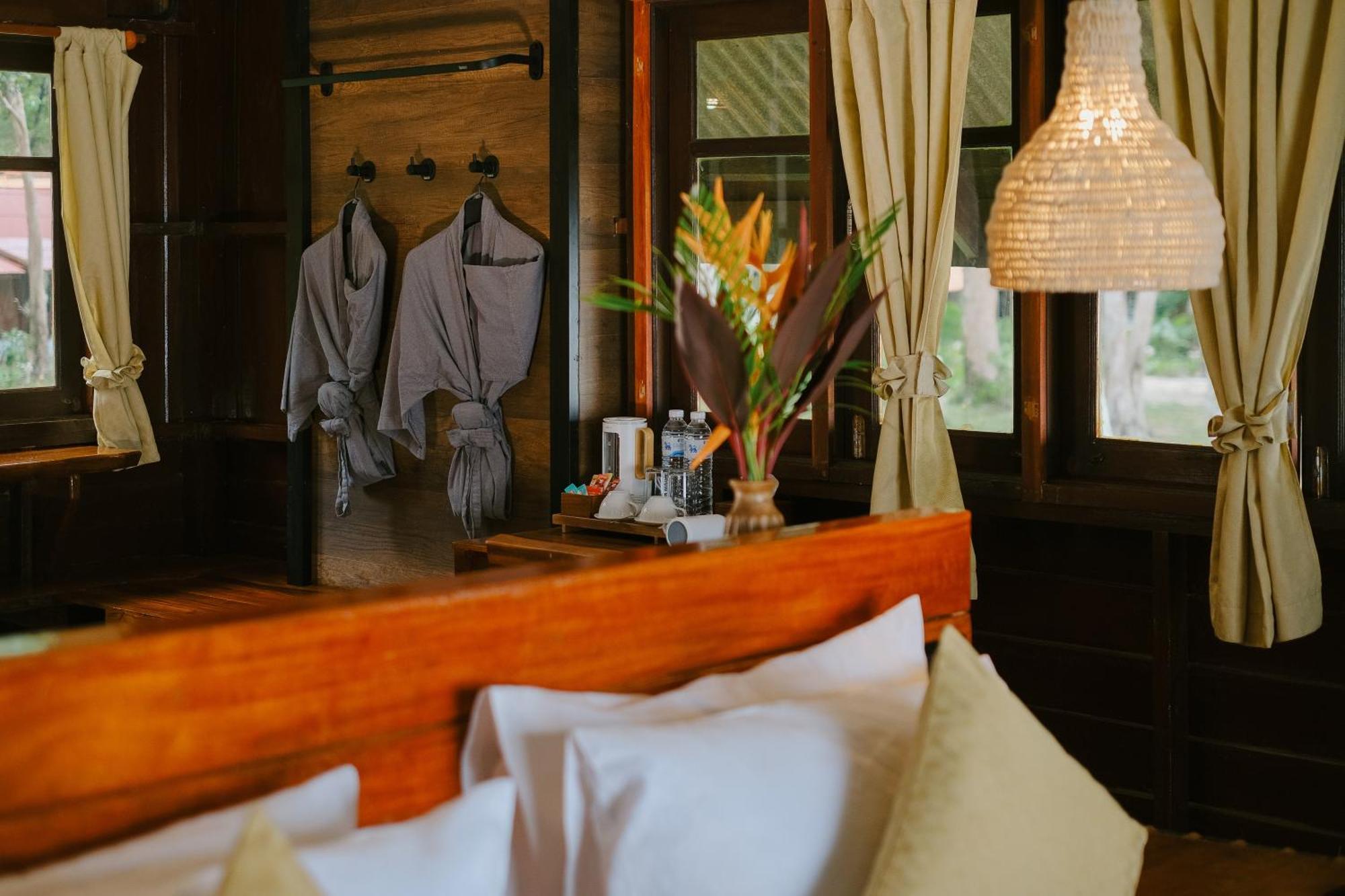 Joy Bungalow Resort And Restaurant Ко Джам Екстериор снимка